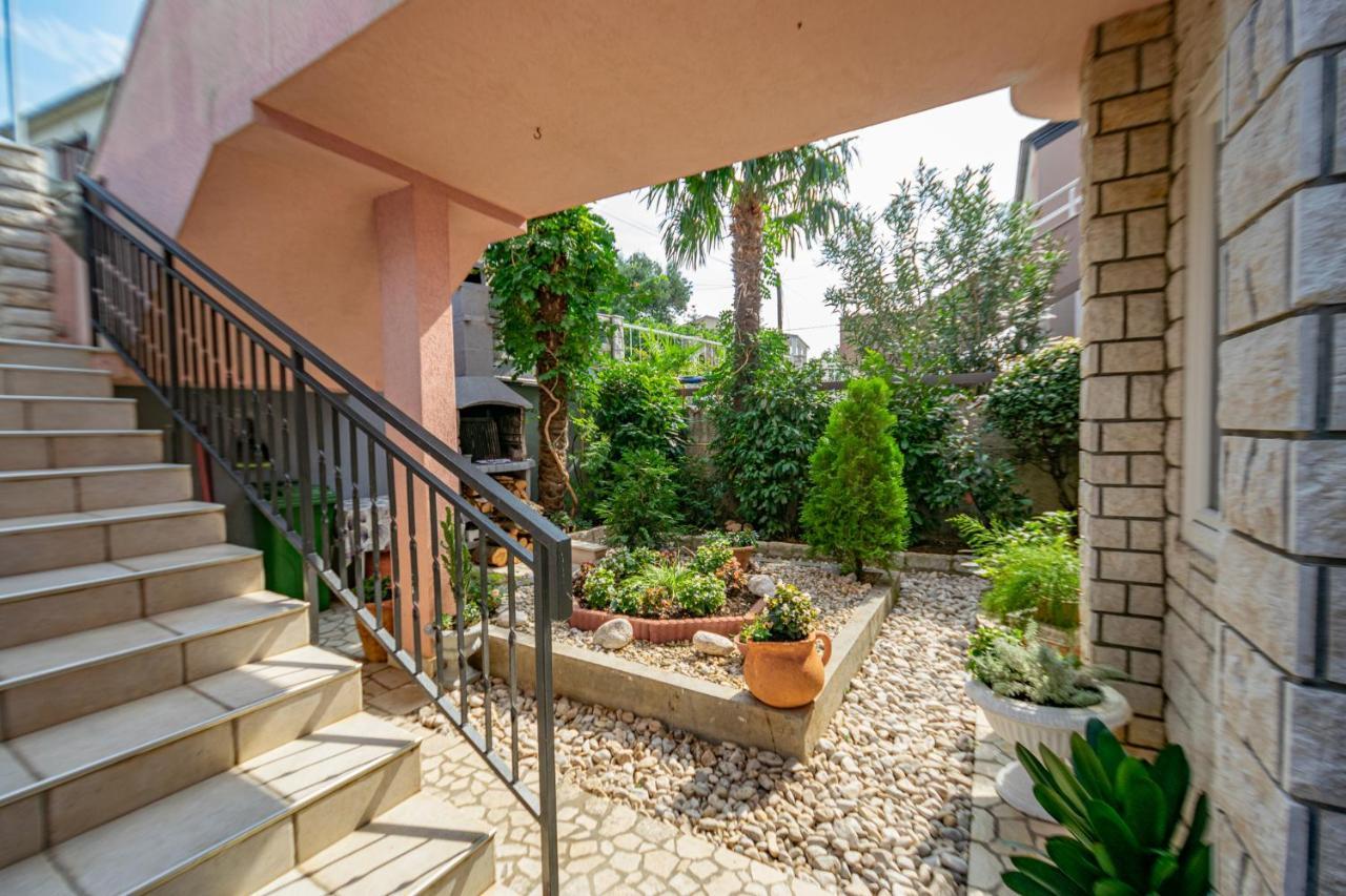 Two-Bedroom Apartment In Crikvenica Xcvii Exterior foto